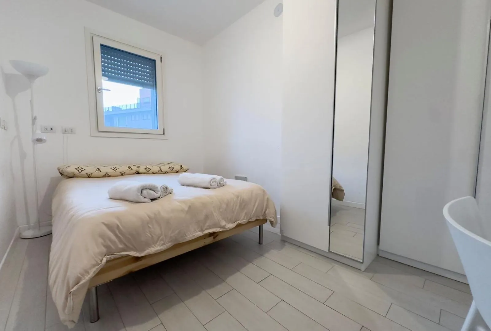 Luxury 3 Bedroom Apartment 100 Mq Next To Rho Fiera And San Siro Milán